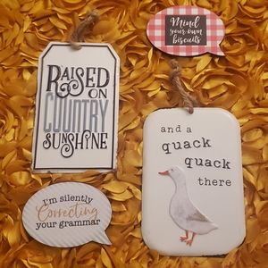 2 Small Signs/ 2 Magnets